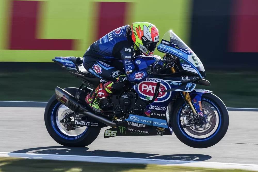 andrea-locatelli-pata-maxus-ya