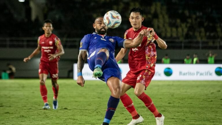 antarafoto-persis-vs-arema-310724-yud-6_ratio-16x9