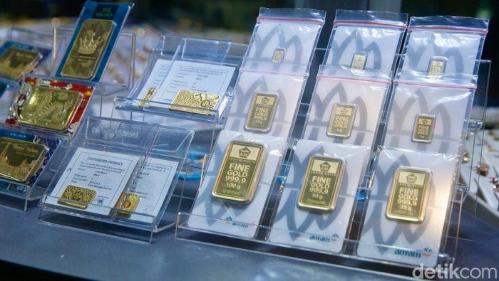 harga-emas-terjun-bebas-pasar-cikini-langsung-diserbu-pembeli-1761123863235_169