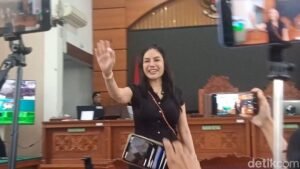 nikita-mirzani-1761639935277_169