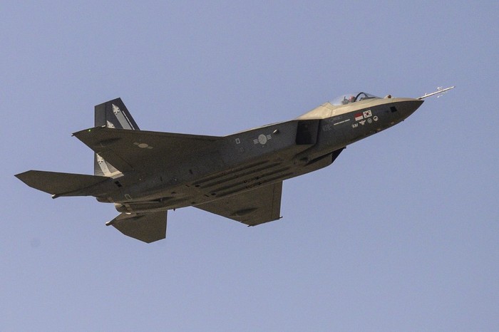 jet-tempur-kf-21-tampil-dalam-demonstrasi-media-di-pameran-dirgantara-dan-pertahanan-internasional-seoul-pada-oktober-2023
